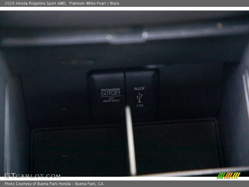Platinum White Pearl / Black 2020 Honda Ridgeline Sport AWD