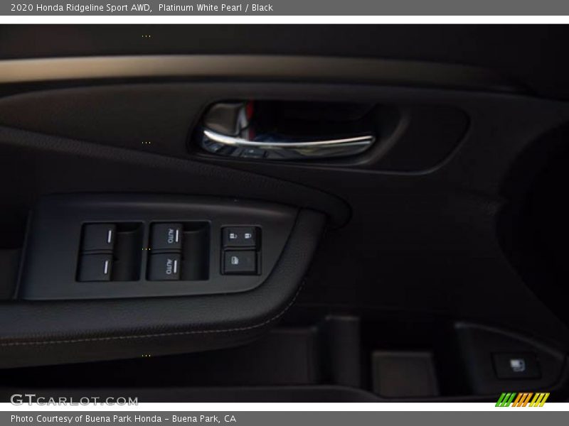 Platinum White Pearl / Black 2020 Honda Ridgeline Sport AWD