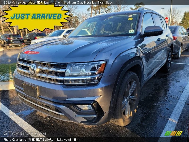 Platinum Gray Metallic / Titan Black 2019 Volkswagen Atlas SE R-Line 4Motion