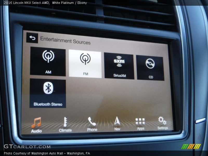 White Platinum / Ebony 2016 Lincoln MKX Select AWD