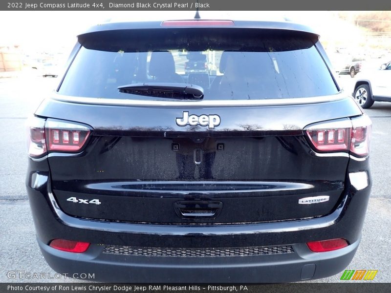 Diamond Black Crystal Pearl / Black 2022 Jeep Compass Latitude 4x4
