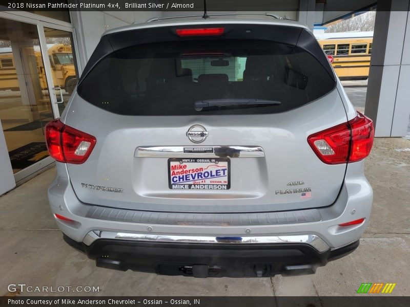 Brilliant Silver / Almond 2018 Nissan Pathfinder Platinum 4x4