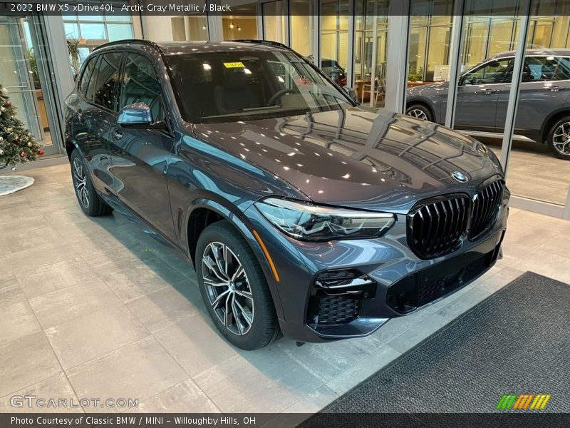 Arctic Gray Metallic / Black 2022 BMW X5 xDrive40i