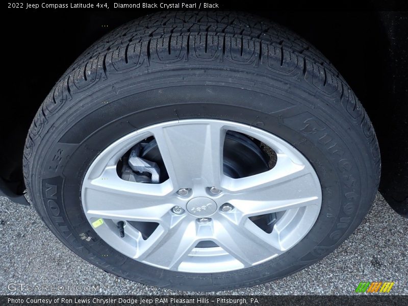 Diamond Black Crystal Pearl / Black 2022 Jeep Compass Latitude 4x4