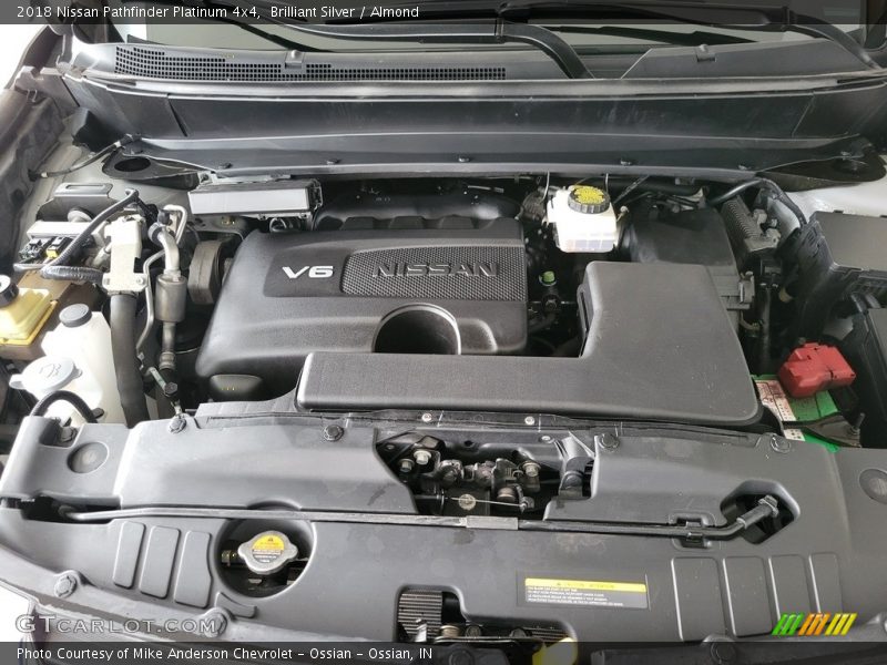 Brilliant Silver / Almond 2018 Nissan Pathfinder Platinum 4x4