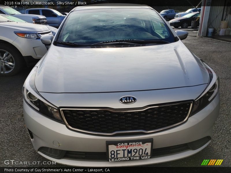 Silky Silver / Black 2018 Kia Forte LX Hatchback