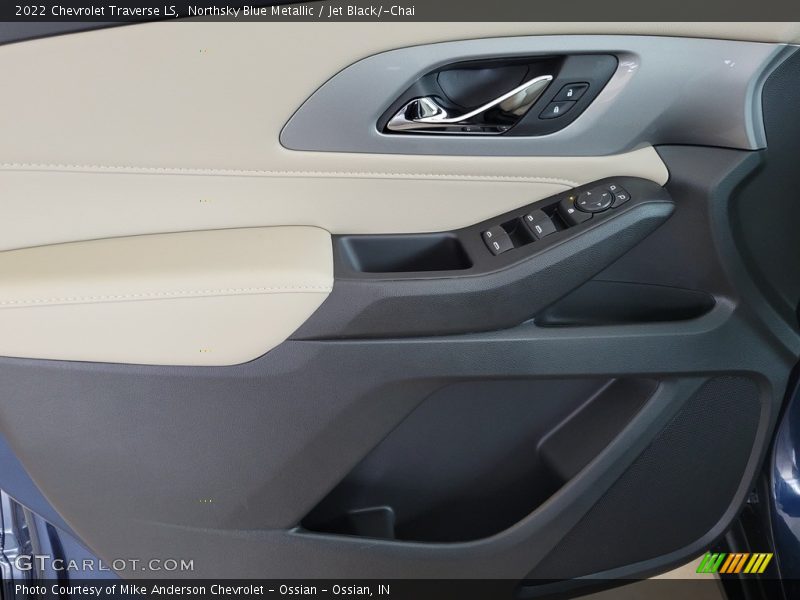 Door Panel of 2022 Traverse LS