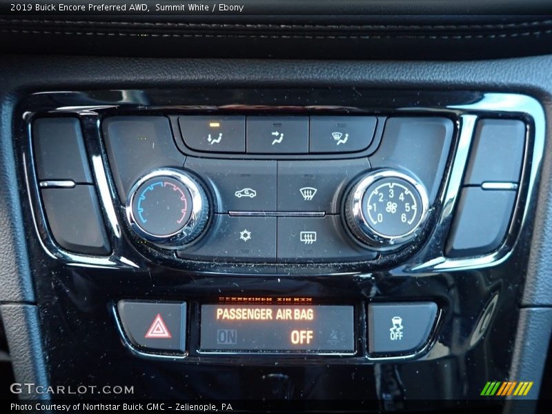Summit White / Ebony 2019 Buick Encore Preferred AWD