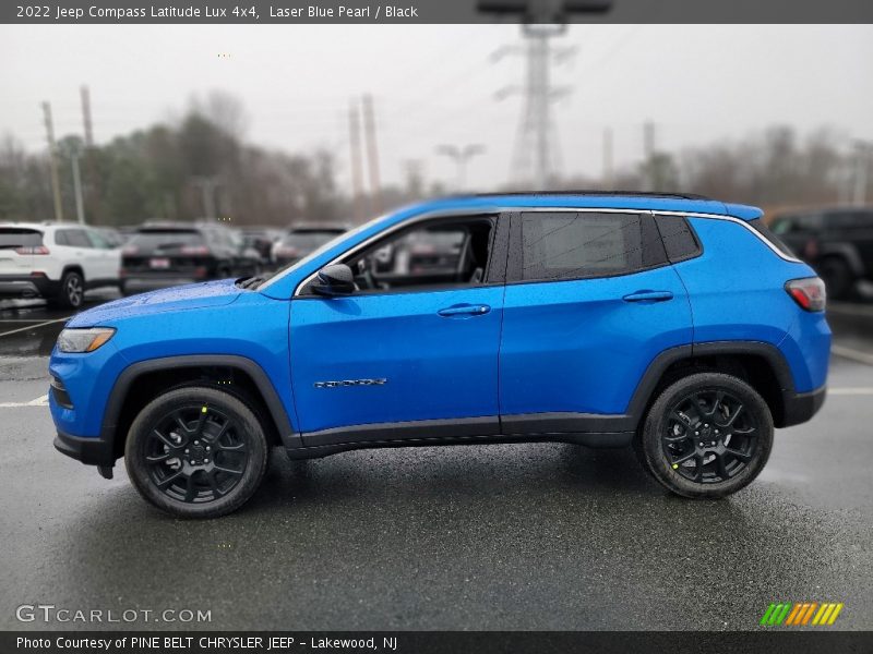  2022 Compass Latitude Lux 4x4 Laser Blue Pearl