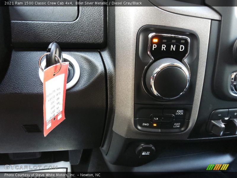 Billet Silver Metallic / Diesel Gray/Black 2021 Ram 1500 Classic Crew Cab 4x4