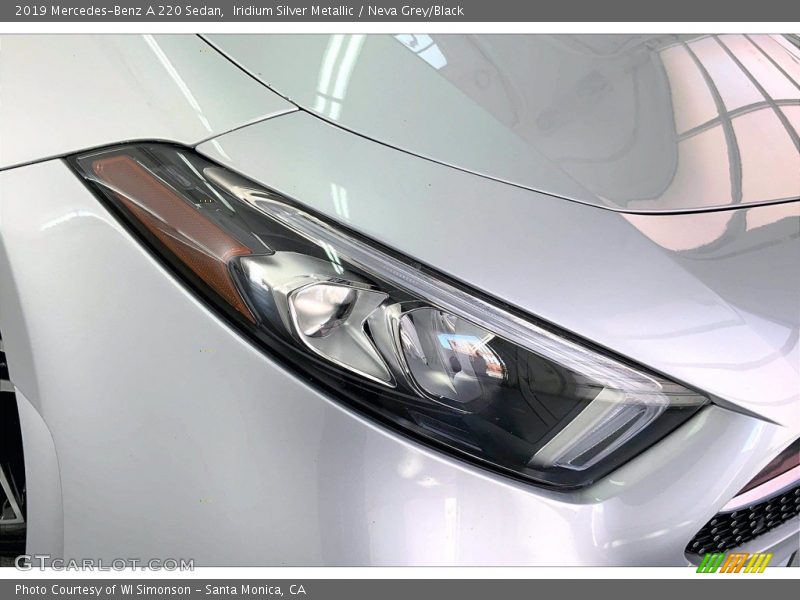Iridium Silver Metallic / Neva Grey/Black 2019 Mercedes-Benz A 220 Sedan