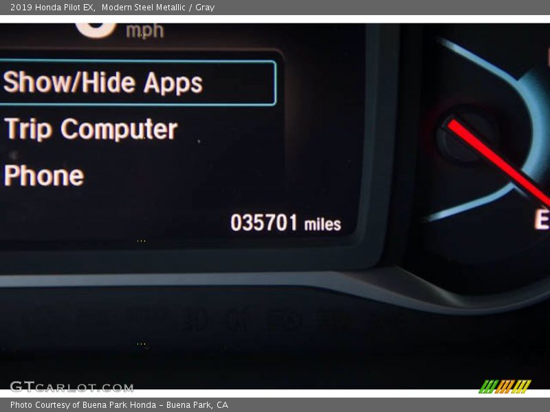 Modern Steel Metallic / Gray 2019 Honda Pilot EX