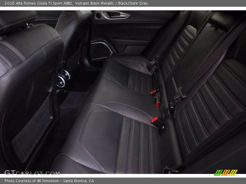 Vulcano Black Metallic / Black/Dark Gray 2018 Alfa Romeo Giulia Ti Sport AWD