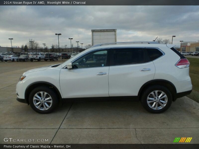 Moonlight White / Charcoal 2014 Nissan Rogue SV AWD