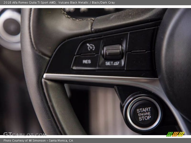 Vulcano Black Metallic / Black/Dark Gray 2018 Alfa Romeo Giulia Ti Sport AWD
