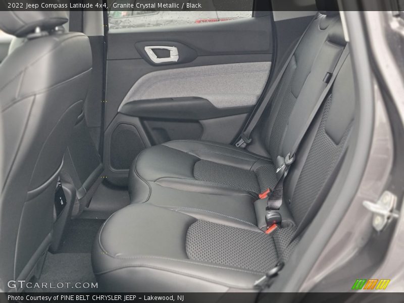 Granite Crystal Metallic / Black 2022 Jeep Compass Latitude 4x4