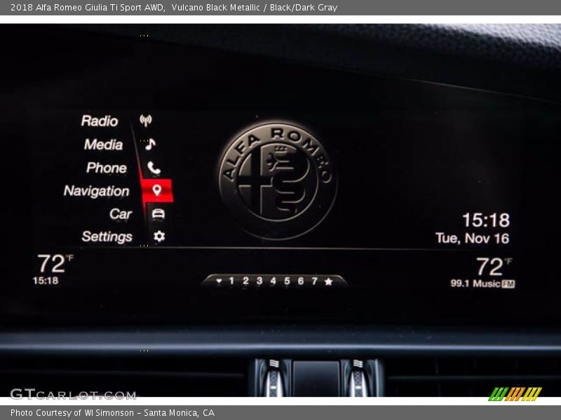 Vulcano Black Metallic / Black/Dark Gray 2018 Alfa Romeo Giulia Ti Sport AWD