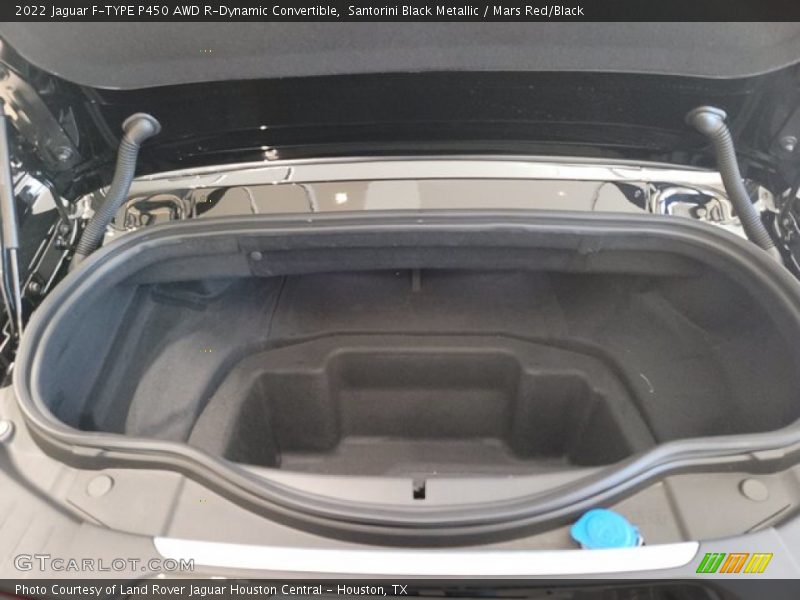  2022 F-TYPE P450 AWD R-Dynamic Convertible Trunk