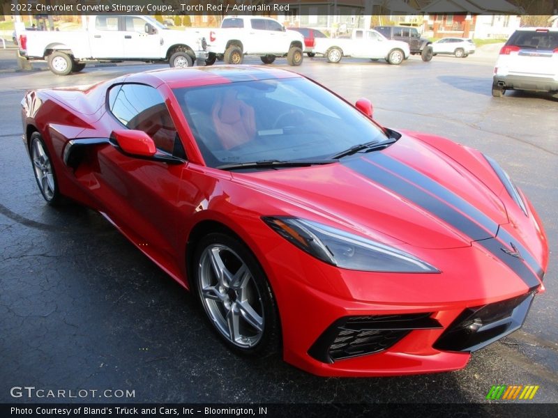 Front 3/4 View of 2022 Corvette Stingray Coupe