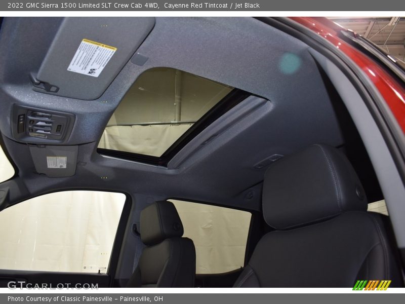 Cayenne Red Tintcoat / Jet Black 2022 GMC Sierra 1500 Limited SLT Crew Cab 4WD