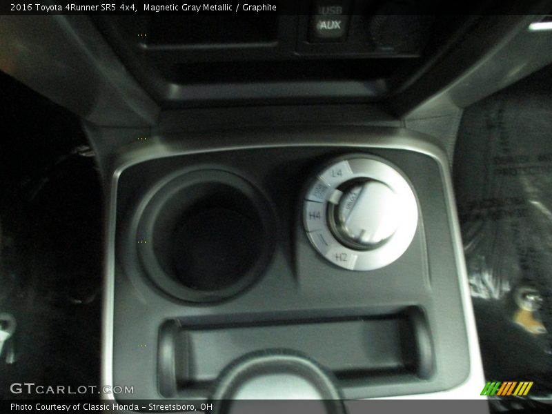 Magnetic Gray Metallic / Graphite 2016 Toyota 4Runner SR5 4x4