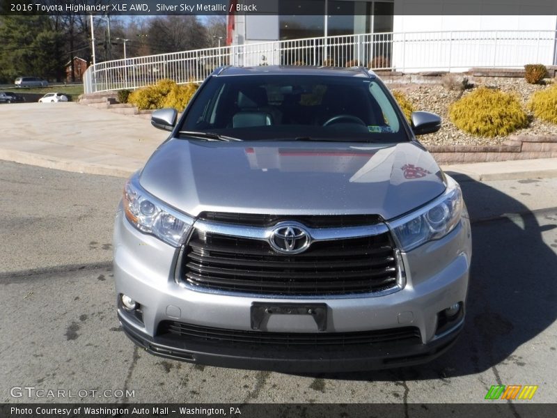 Silver Sky Metallic / Black 2016 Toyota Highlander XLE AWD