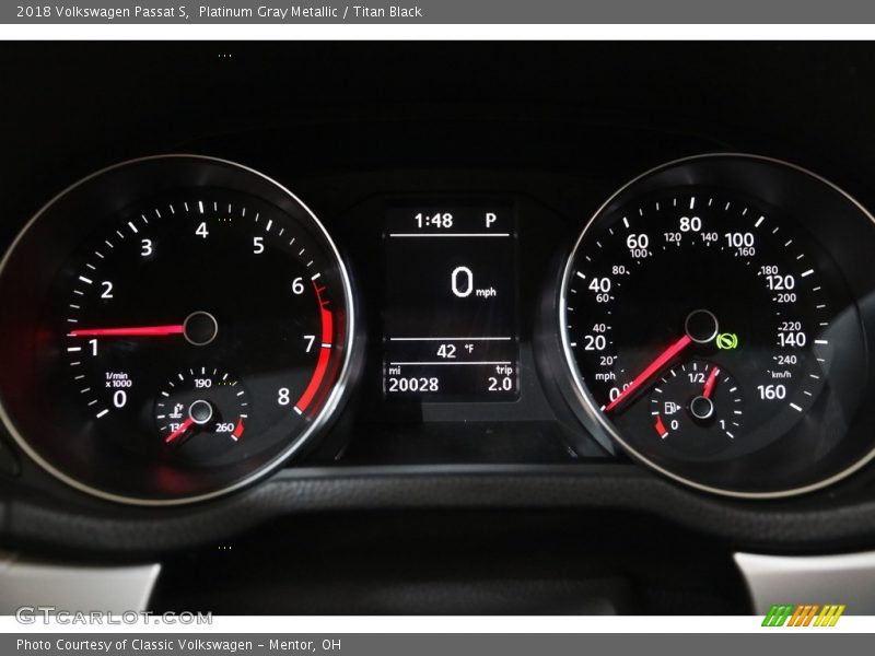 Platinum Gray Metallic / Titan Black 2018 Volkswagen Passat S