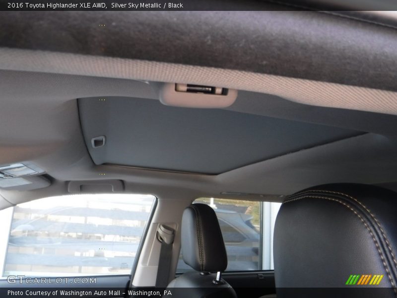 Silver Sky Metallic / Black 2016 Toyota Highlander XLE AWD
