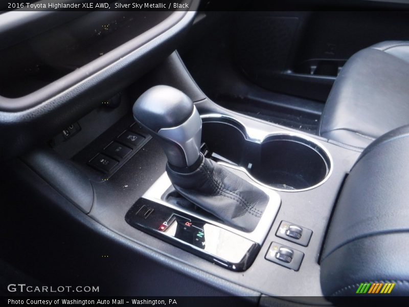Silver Sky Metallic / Black 2016 Toyota Highlander XLE AWD