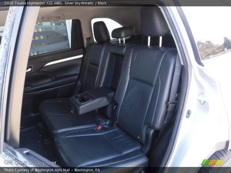 Silver Sky Metallic / Black 2016 Toyota Highlander XLE AWD