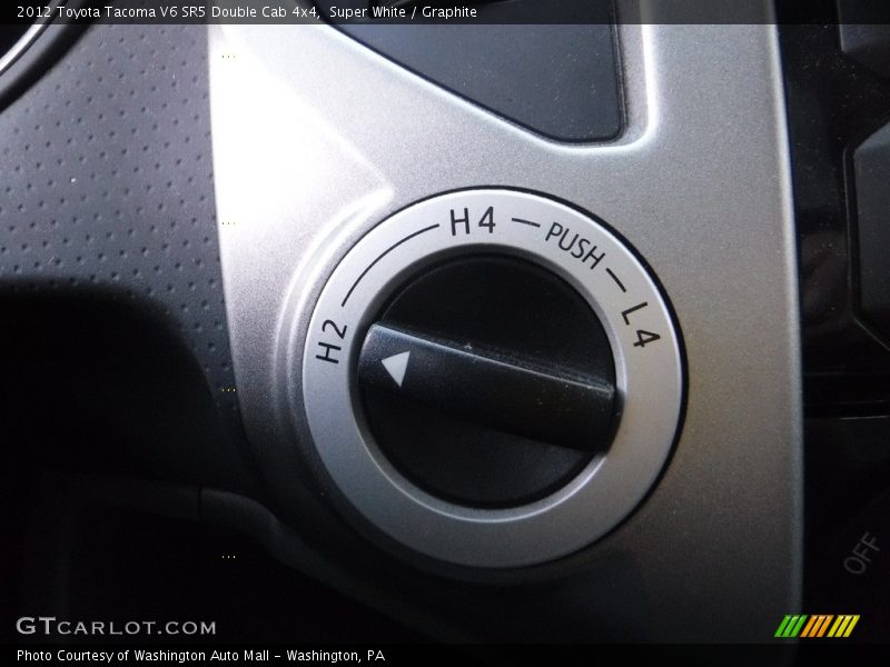 Super White / Graphite 2012 Toyota Tacoma V6 SR5 Double Cab 4x4