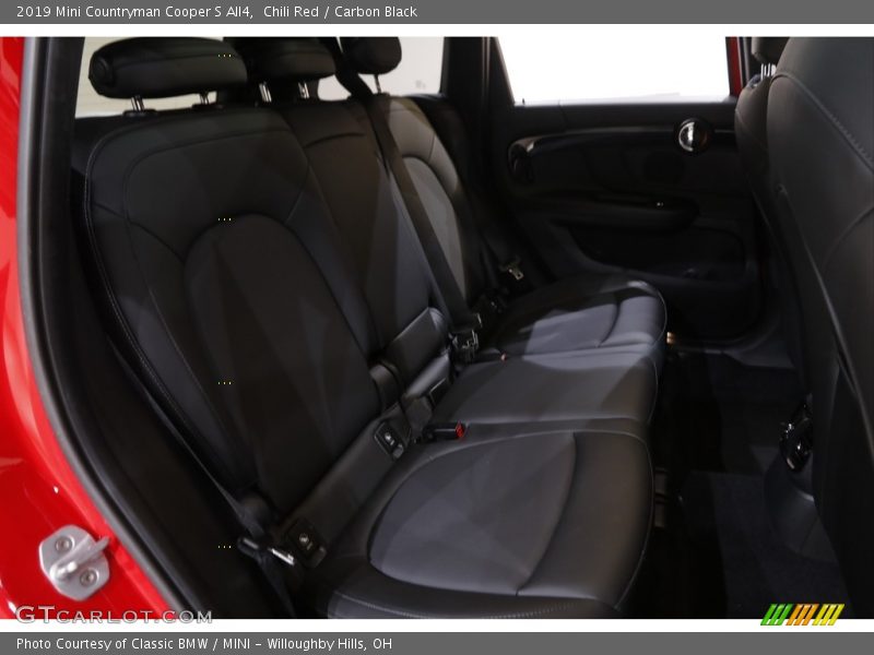 Chili Red / Carbon Black 2019 Mini Countryman Cooper S All4