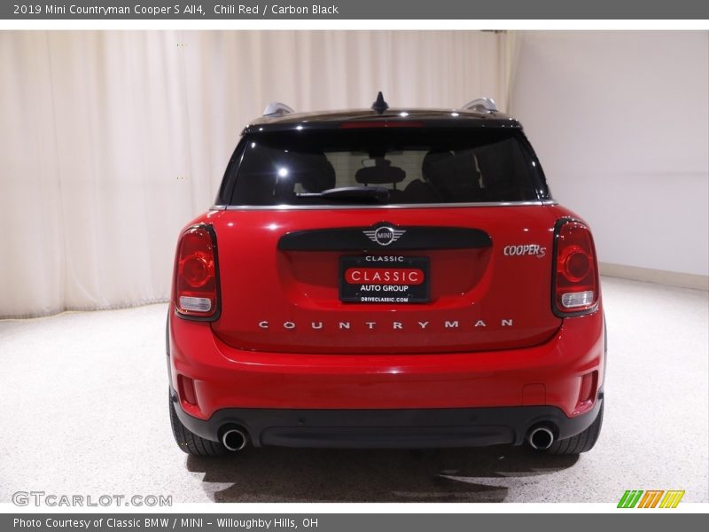 Chili Red / Carbon Black 2019 Mini Countryman Cooper S All4