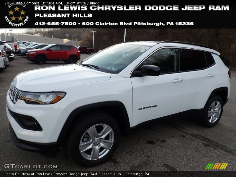 Bright White / Black 2022 Jeep Compass Latitude 4x4