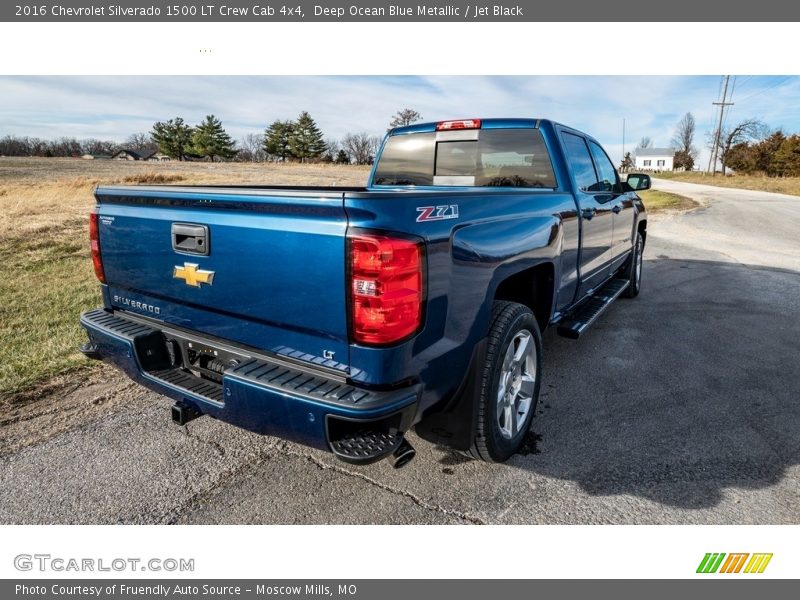 Deep Ocean Blue Metallic / Jet Black 2016 Chevrolet Silverado 1500 LT Crew Cab 4x4