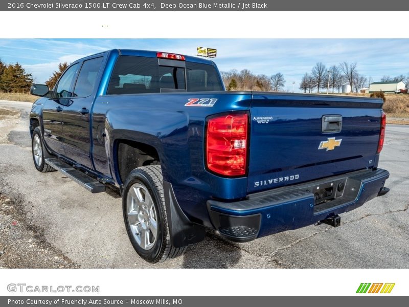 Deep Ocean Blue Metallic / Jet Black 2016 Chevrolet Silverado 1500 LT Crew Cab 4x4