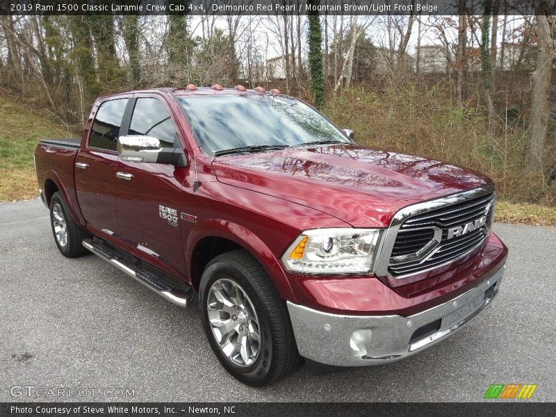 Front 3/4 View of 2019 1500 Classic Laramie Crew Cab 4x4