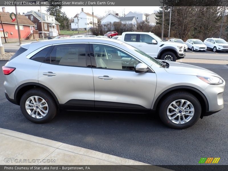  2021 Escape SE 4WD Iconic Silver Metallic