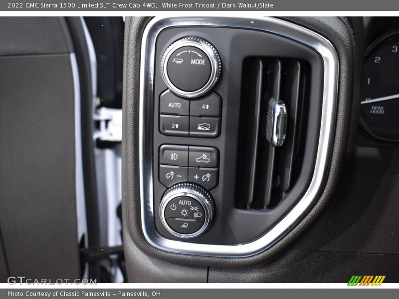 White Frost Tricoat / Dark Walnut/Slate 2022 GMC Sierra 1500 Limited SLT Crew Cab 4WD