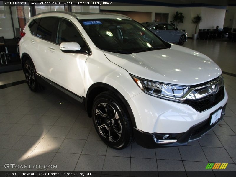 Front 3/4 View of 2018 CR-V Touring AWD