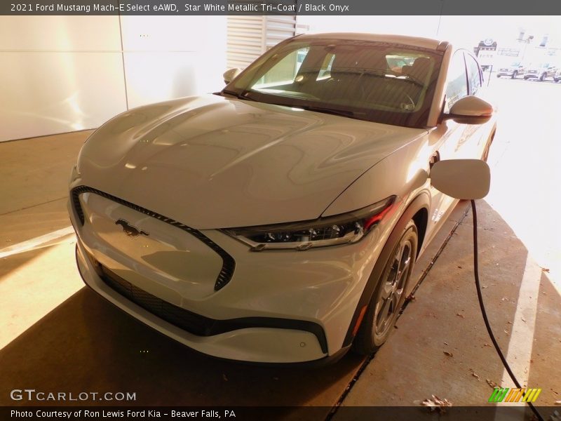 Star White Metallic Tri-Coat / Black Onyx 2021 Ford Mustang Mach-E Select eAWD