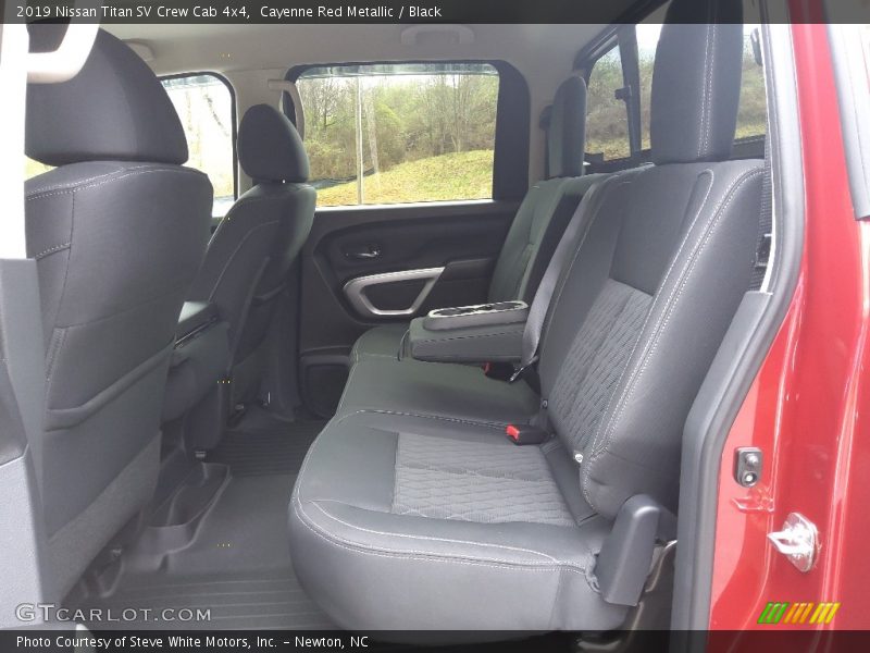 Cayenne Red Metallic / Black 2019 Nissan Titan SV Crew Cab 4x4