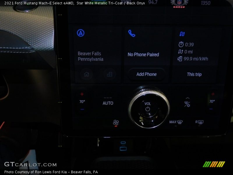 Star White Metallic Tri-Coat / Black Onyx 2021 Ford Mustang Mach-E Select eAWD