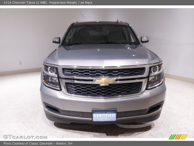 Pepperdust Metallic / Jet Black 2019 Chevrolet Tahoe LS 4WD