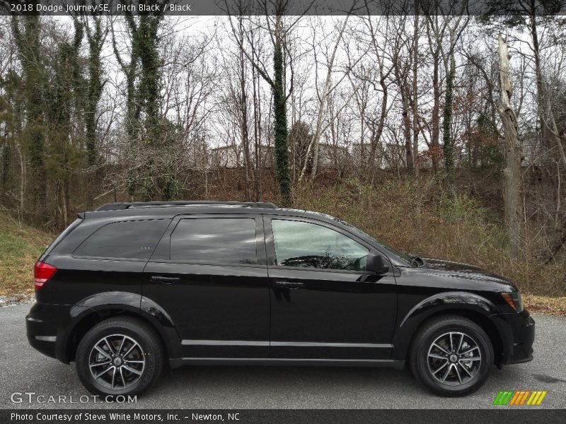 Pitch Black / Black 2018 Dodge Journey SE