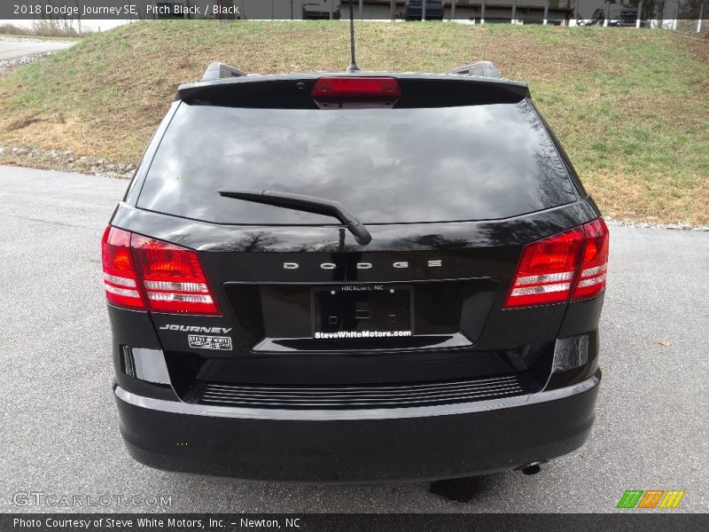 Pitch Black / Black 2018 Dodge Journey SE