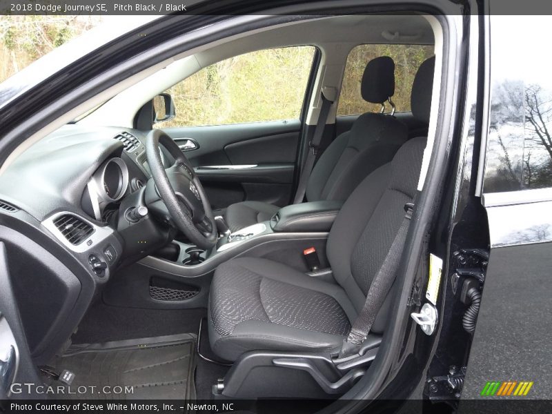 Pitch Black / Black 2018 Dodge Journey SE