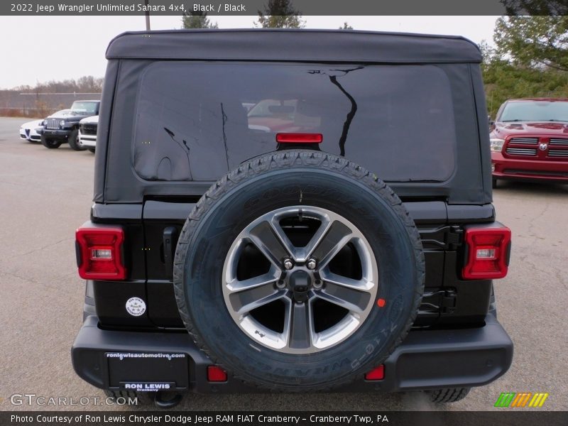 Black / Black 2022 Jeep Wrangler Unlimited Sahara 4x4