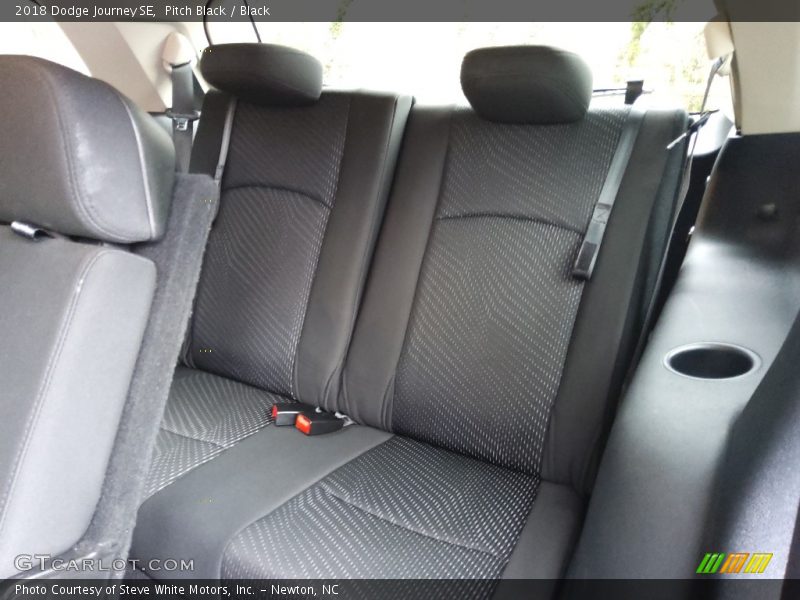 Pitch Black / Black 2018 Dodge Journey SE
