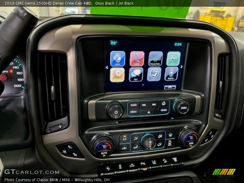 Onyx Black / Jet Black 2019 GMC Sierra 2500HD Denali Crew Cab 4WD